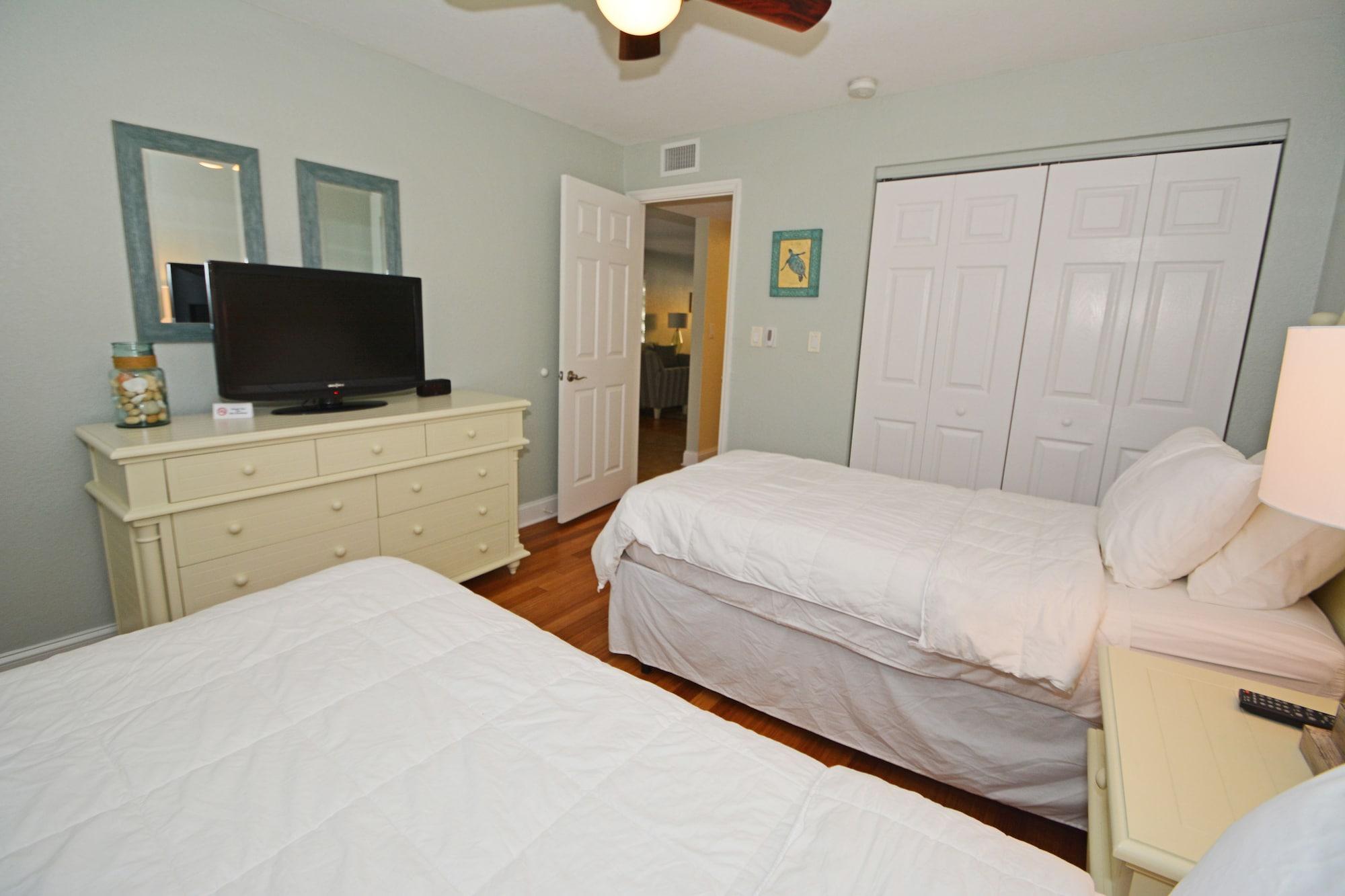 Westwinds Waterfront Resort St. Pete Beach Dış mekan fotoğraf