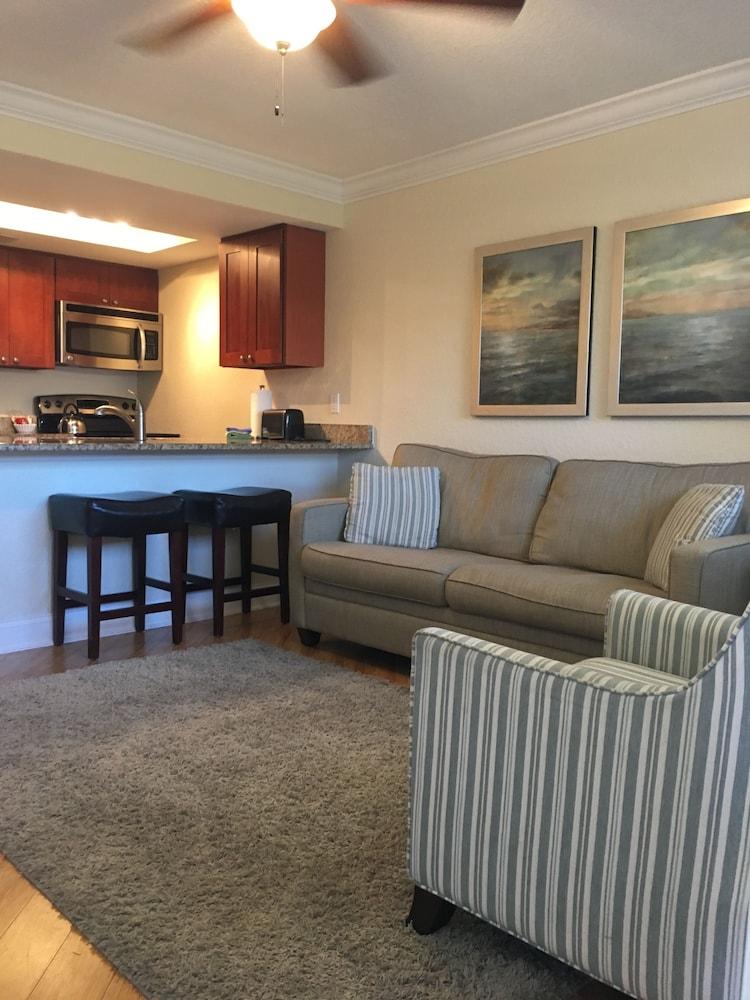 Westwinds Waterfront Resort St. Pete Beach Dış mekan fotoğraf