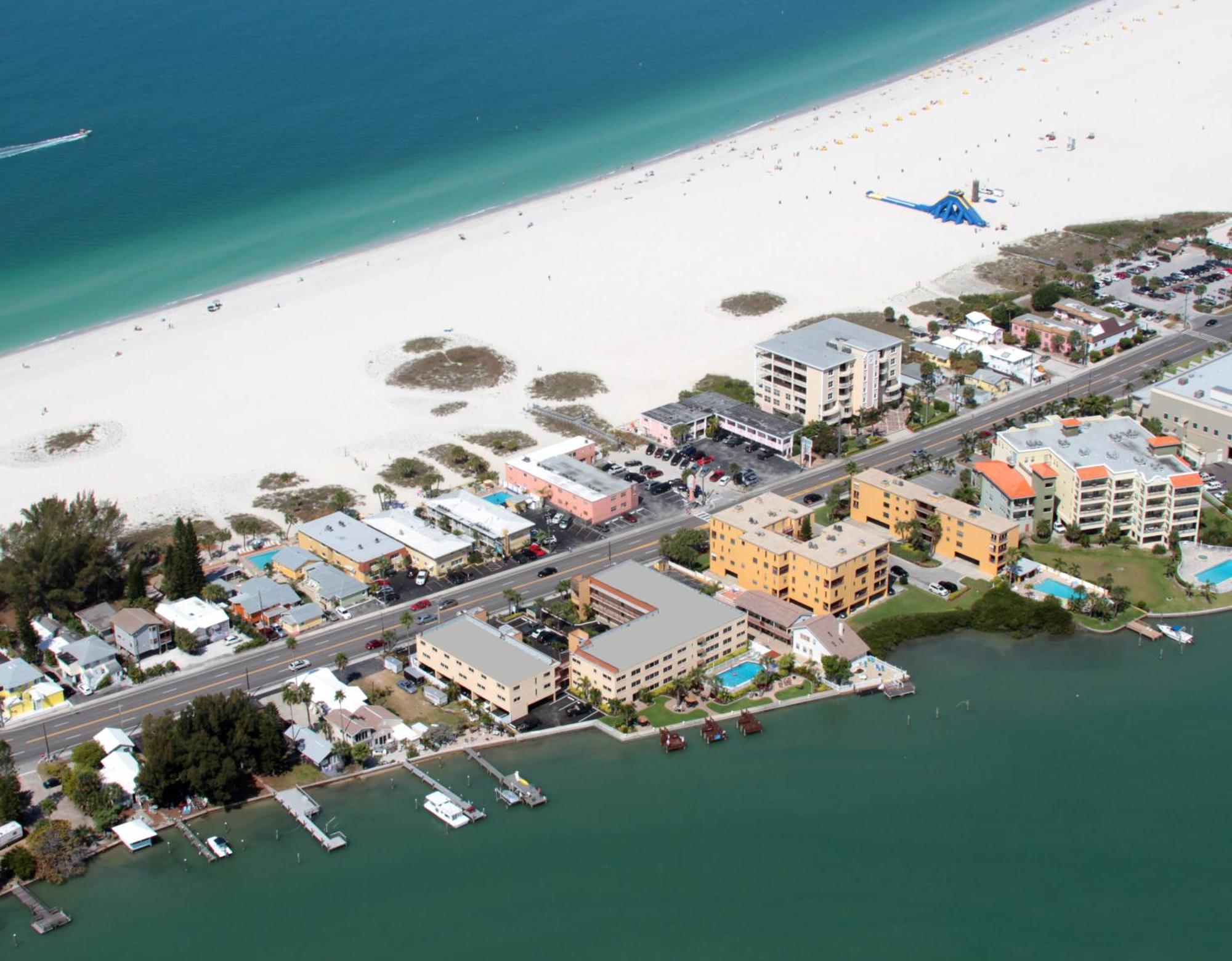 Westwinds Waterfront Resort St. Pete Beach Dış mekan fotoğraf