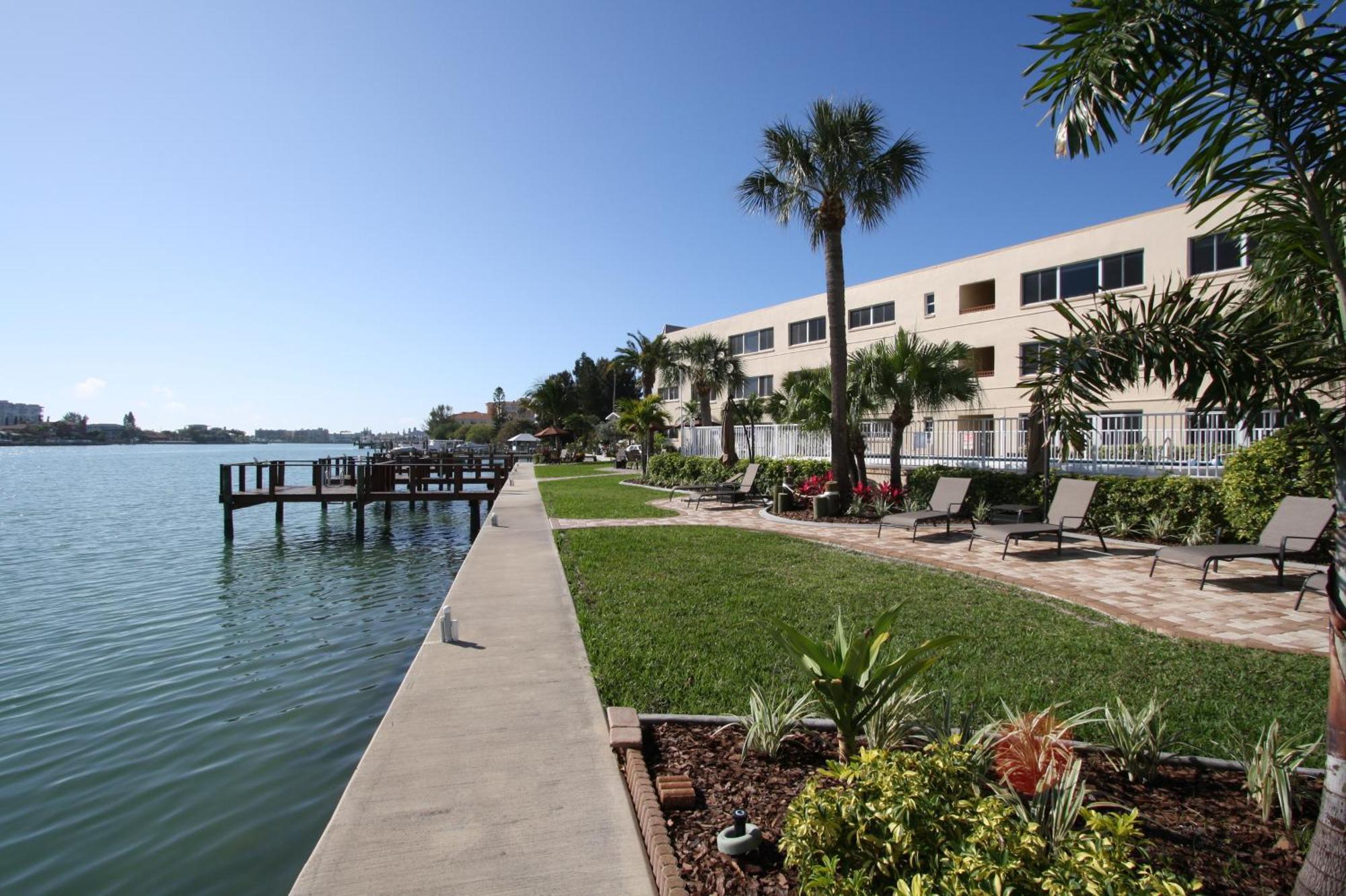 Westwinds Waterfront Resort St. Pete Beach Dış mekan fotoğraf