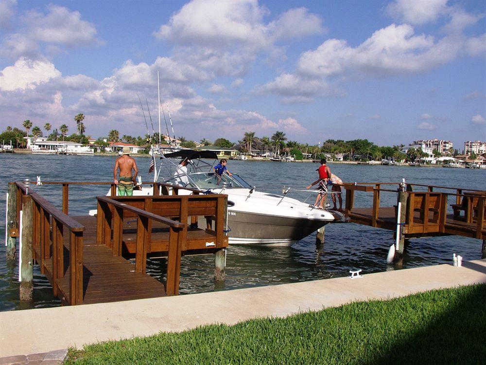 Westwinds Waterfront Resort St. Pete Beach Dış mekan fotoğraf