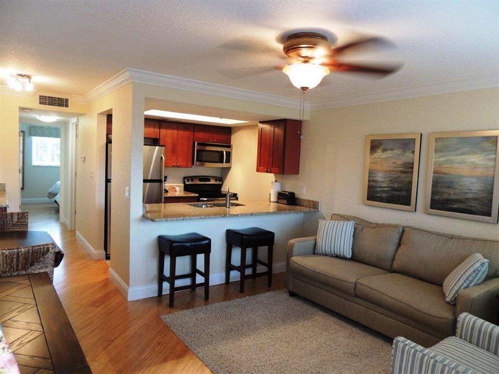 Westwinds Waterfront Resort St. Pete Beach Dış mekan fotoğraf