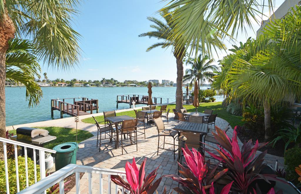 Westwinds Waterfront Resort St. Pete Beach Dış mekan fotoğraf
