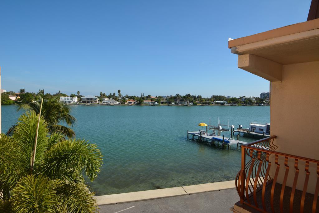 Westwinds Waterfront Resort St. Pete Beach Dış mekan fotoğraf