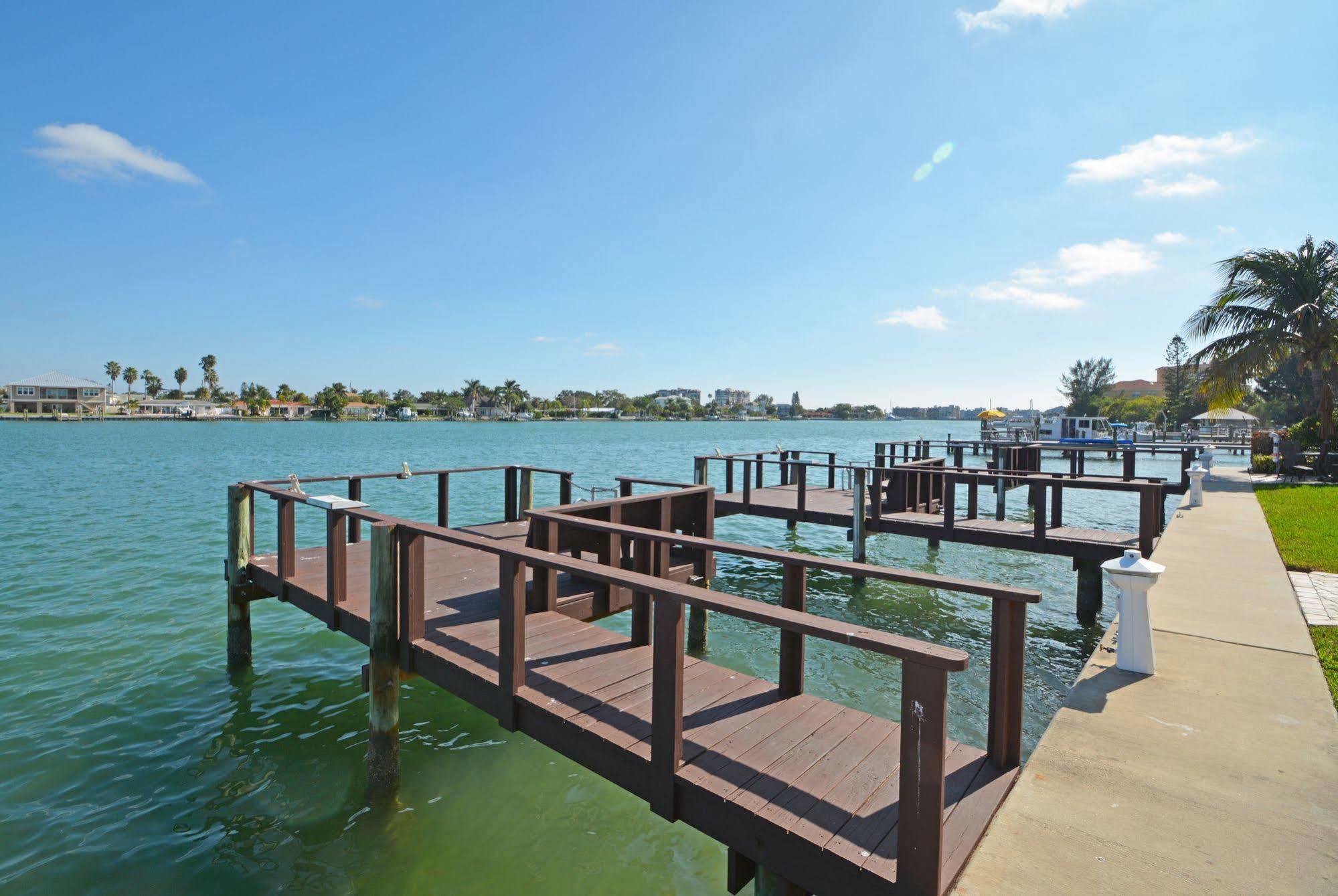 Westwinds Waterfront Resort St. Pete Beach Dış mekan fotoğraf